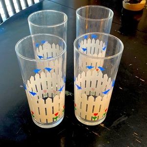 Set of 4 vintage glass tumblers